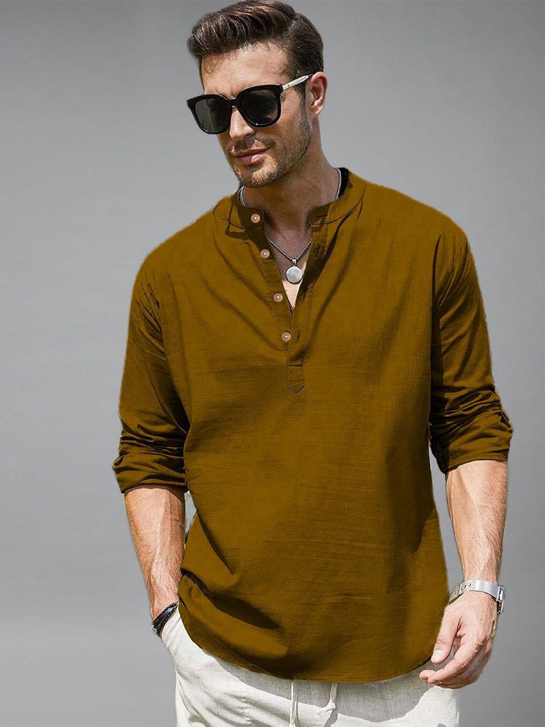Vida Loca Men Mandarin Collar Short Kurta