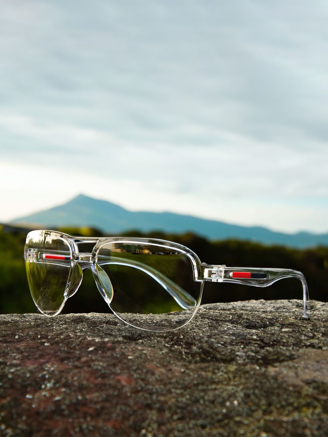 Jiebo Men Mirrored Lens & White Aviator Sunglasses with