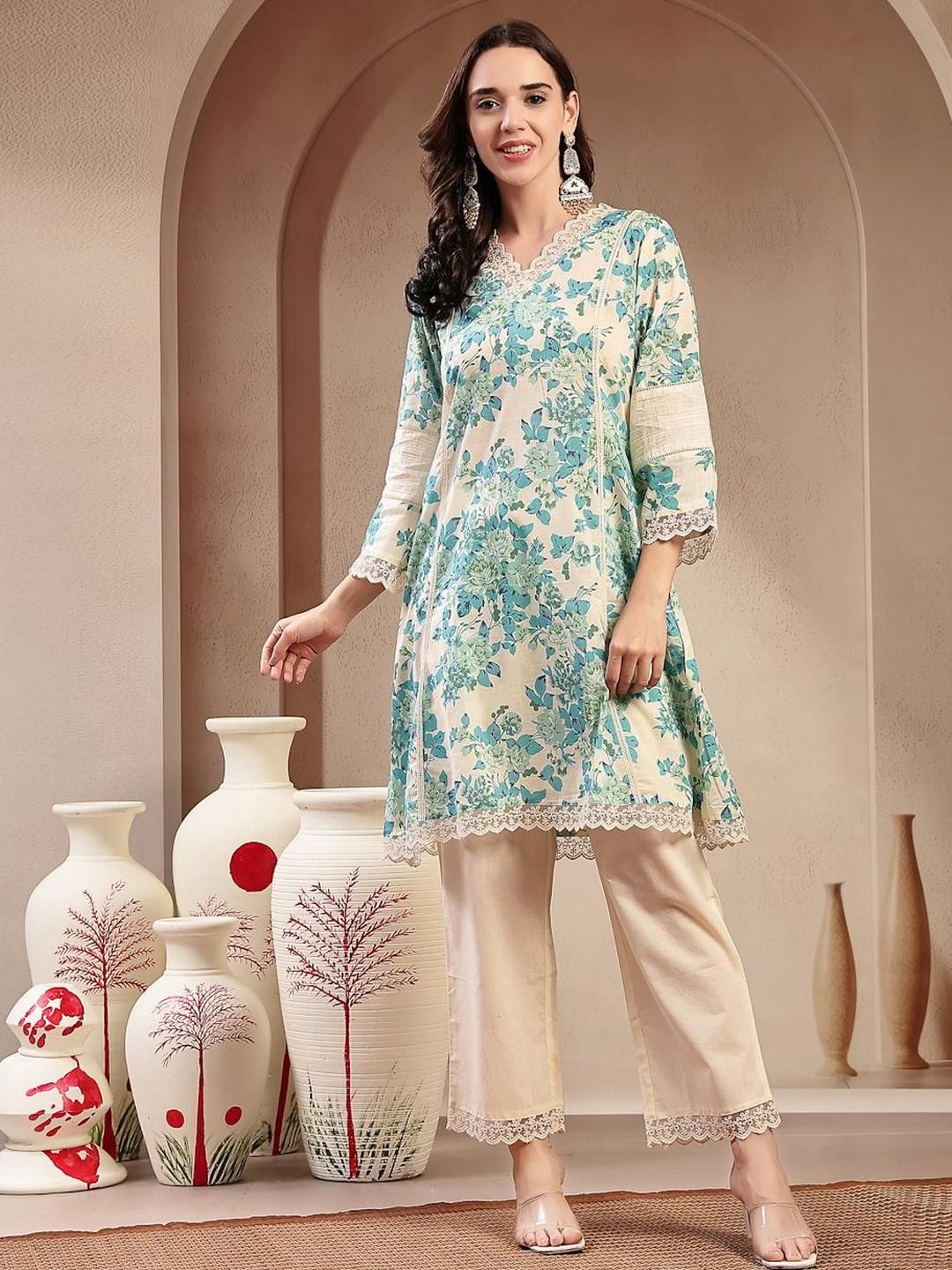 Women Printed V-Neck Cotton Tunic and Trousers Co-Ords 2