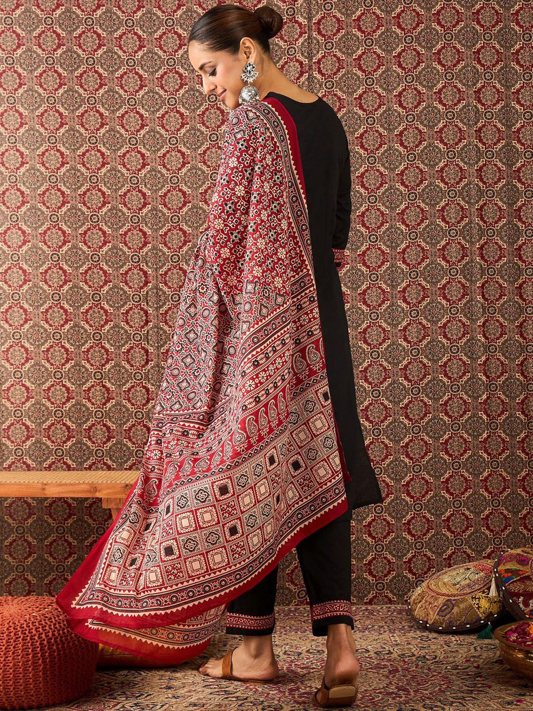 Women Ethnic Motifs Black Printed Pure Cotton Kurta with Trousers & Dupatta 4