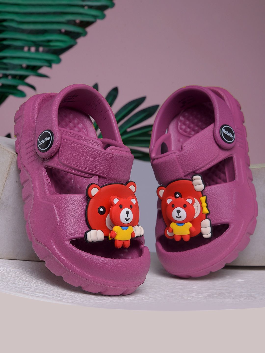 Action Kids Self Design Clogs