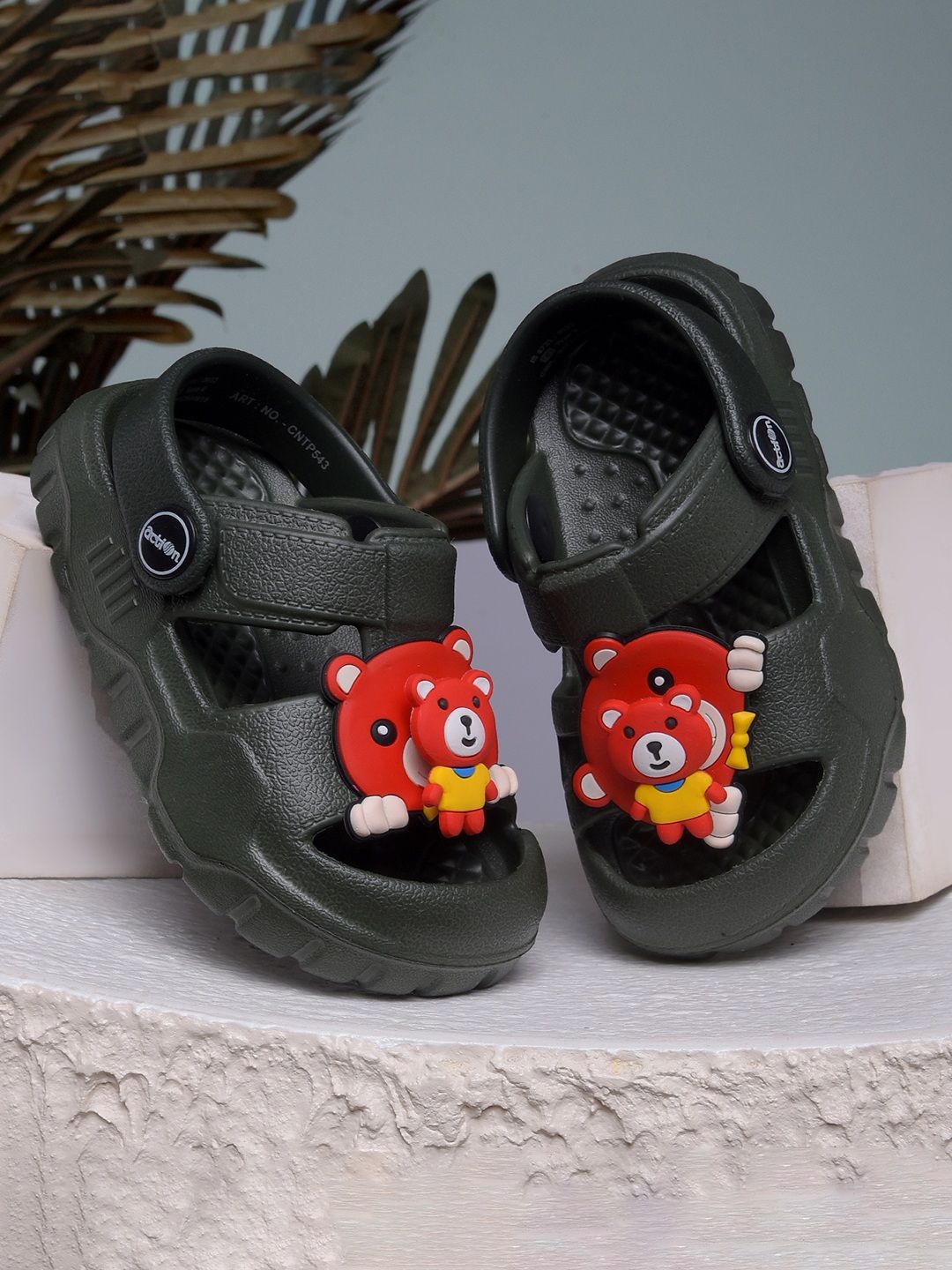 Action Kids Self-Design Slip-Ons