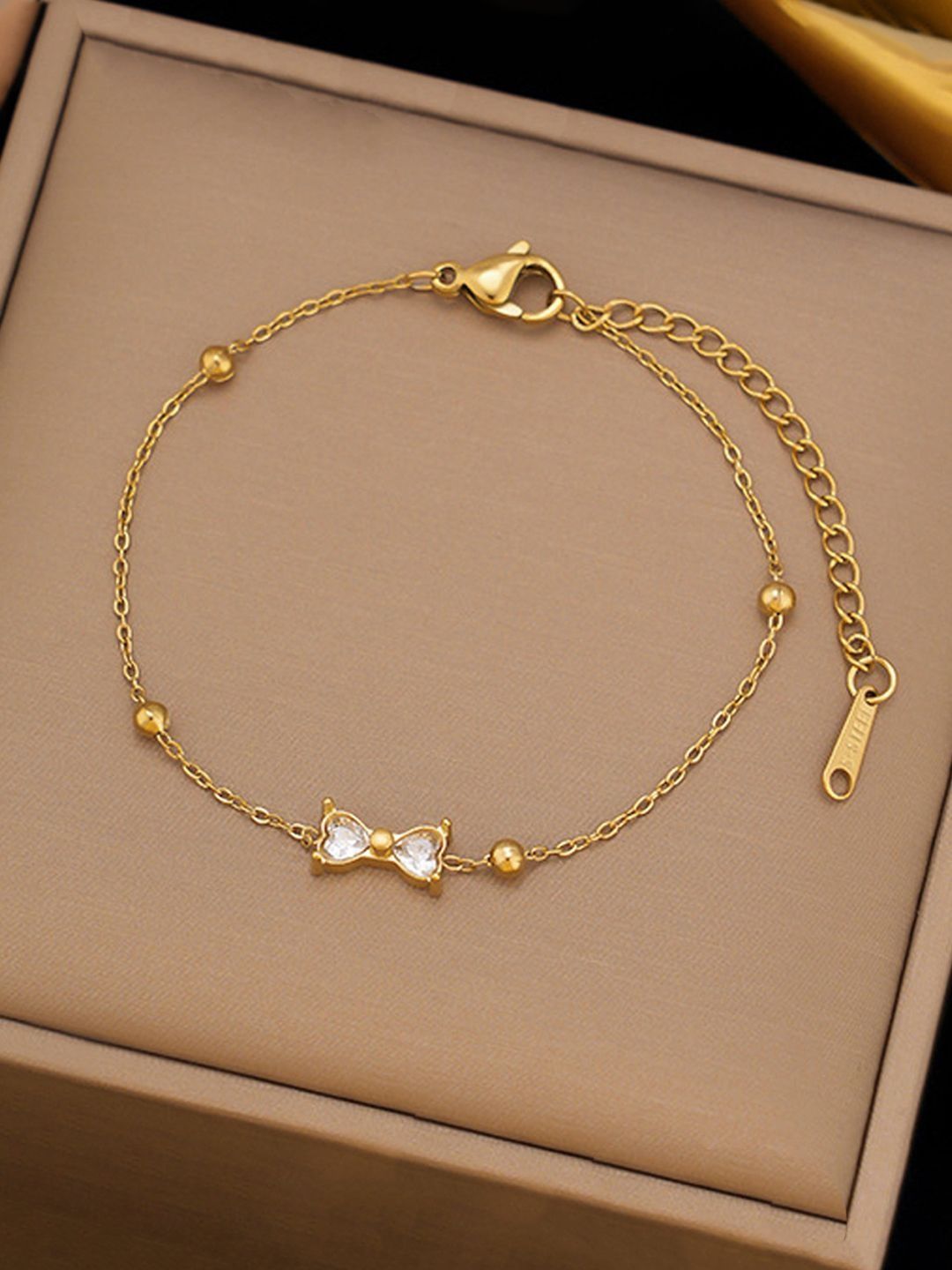Designs & You Women Crystals Gold-Plated Link Bracelet