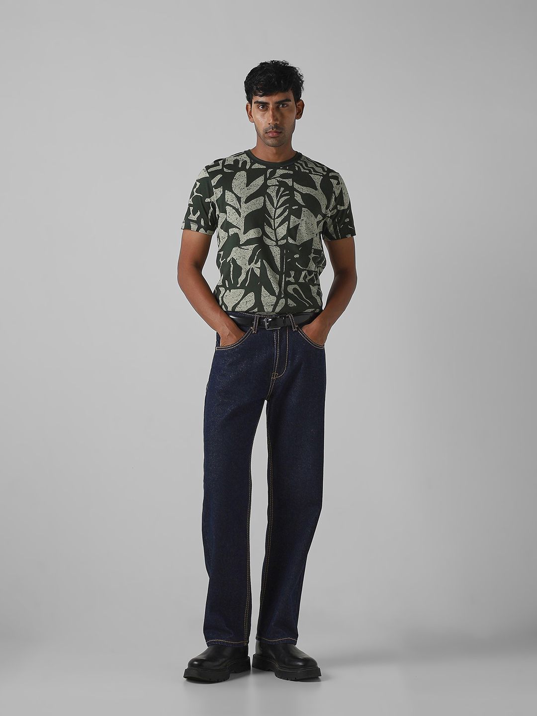 Mufti Men Abstract Printed Round Neck Cotton Slim Fit T-shirt