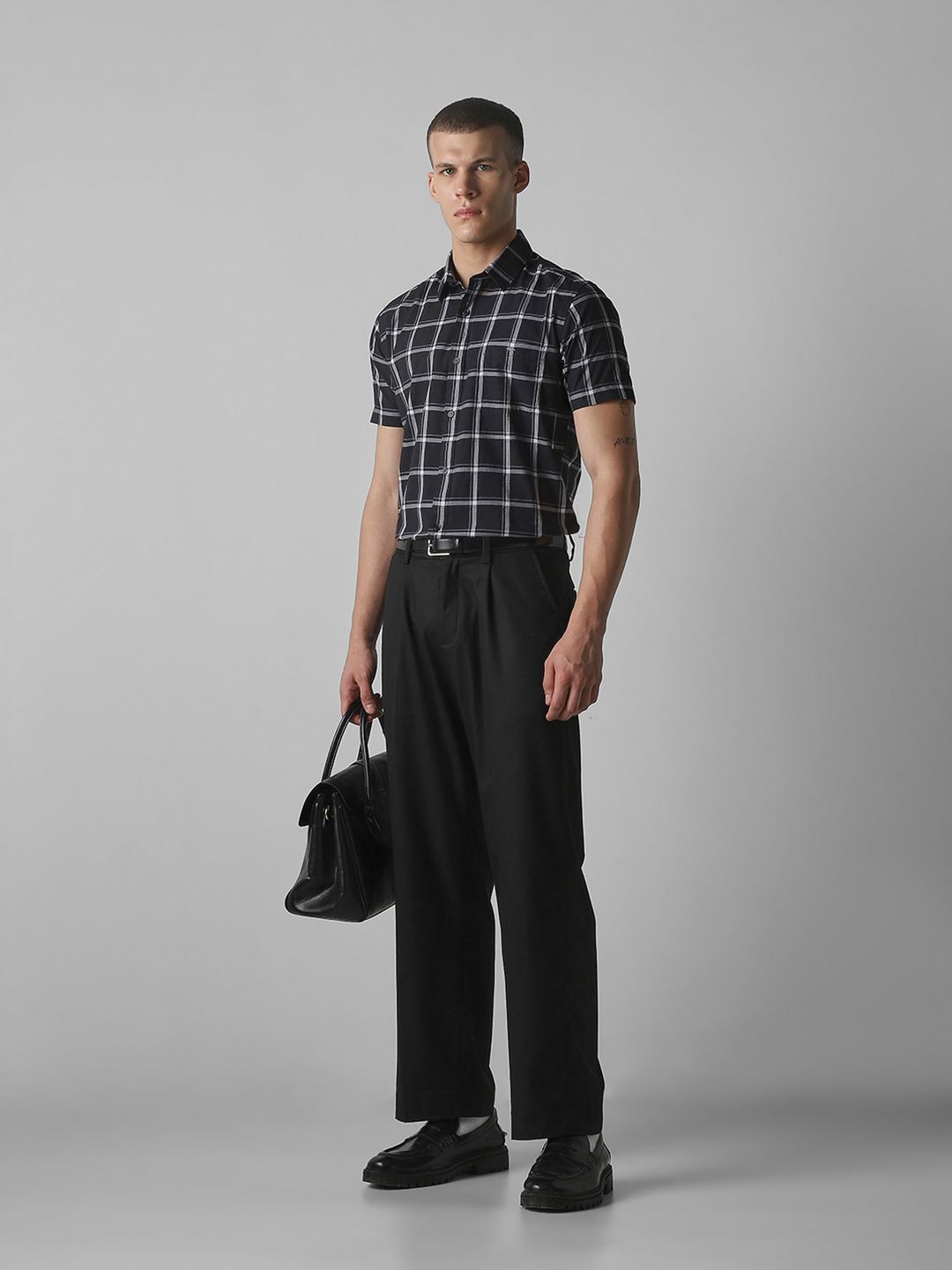 Mufti Slim Fit Windowpane Checks Cotton Casual Shirt