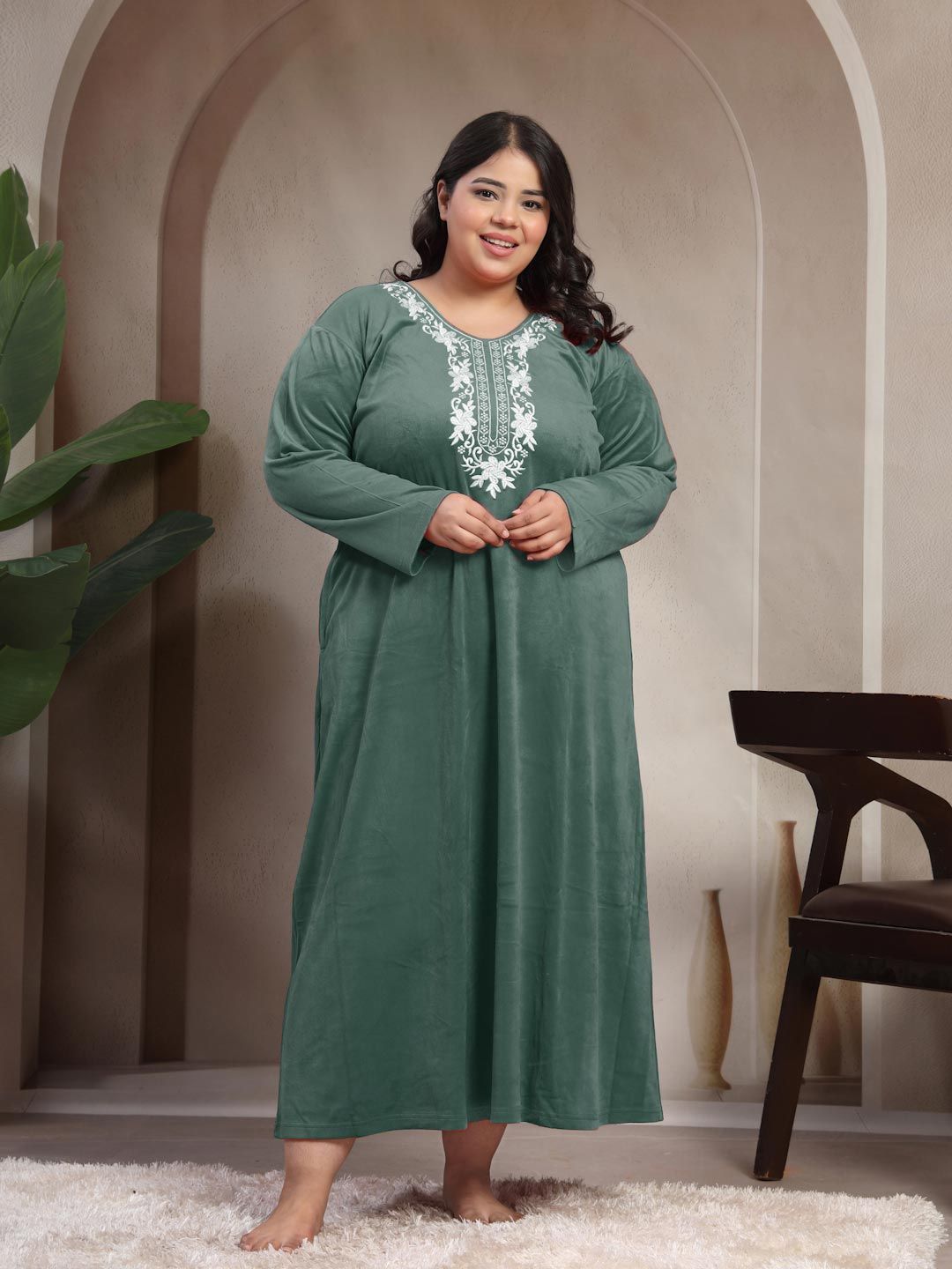 KLOTTHE Embroidered Round Neck Plus Size Maxi Nightdress