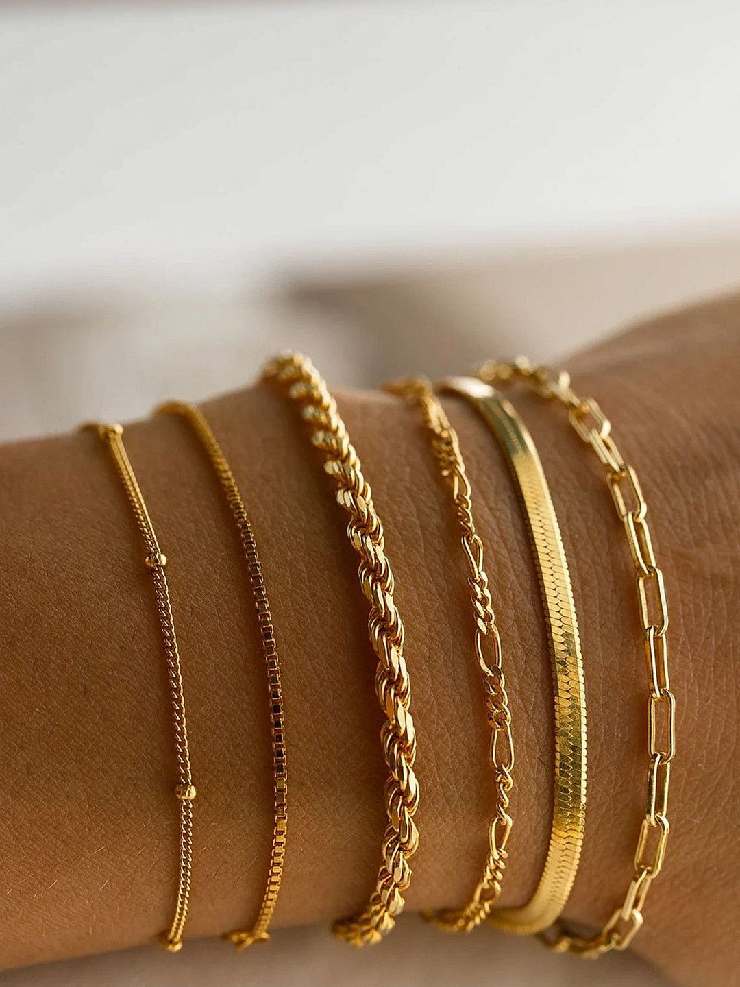 StyleCast x Revolte Women 6 Gold-Plated Armlet Bracelet