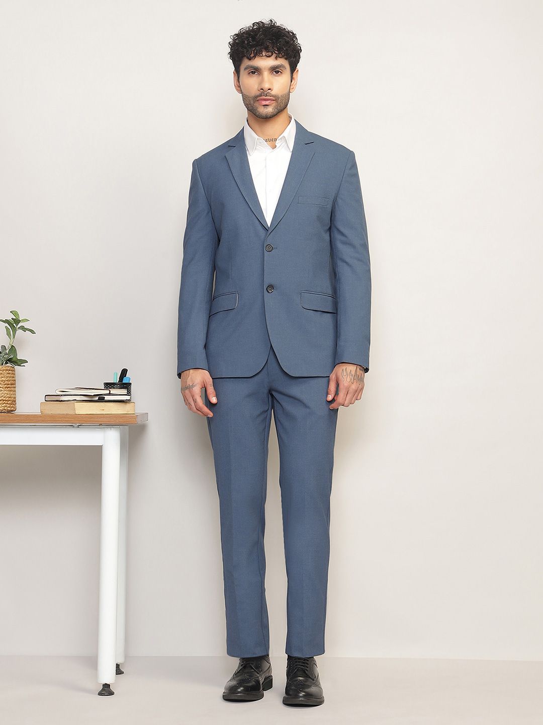 SUBTRACT Men Slim-Fit Single-Breasted 2-Piece Stretchable Formal Suit