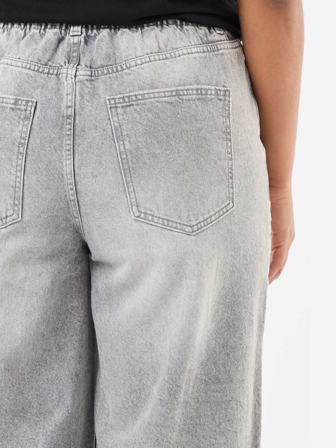 Women Comfort Wide Leg Mid-Rise Light Fade Stretchable Jeans 6