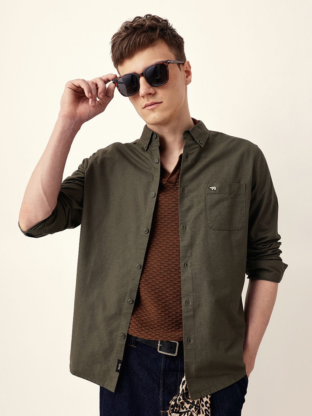 THE BEAR HOUSE Men Slim Fit Casual Shirt