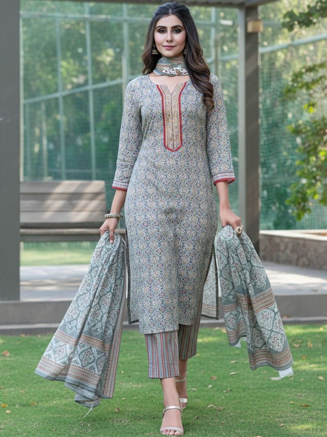 BulBul Women Floral Printed Regular Pure Cotton Kurta with Salwar & With Dupatta