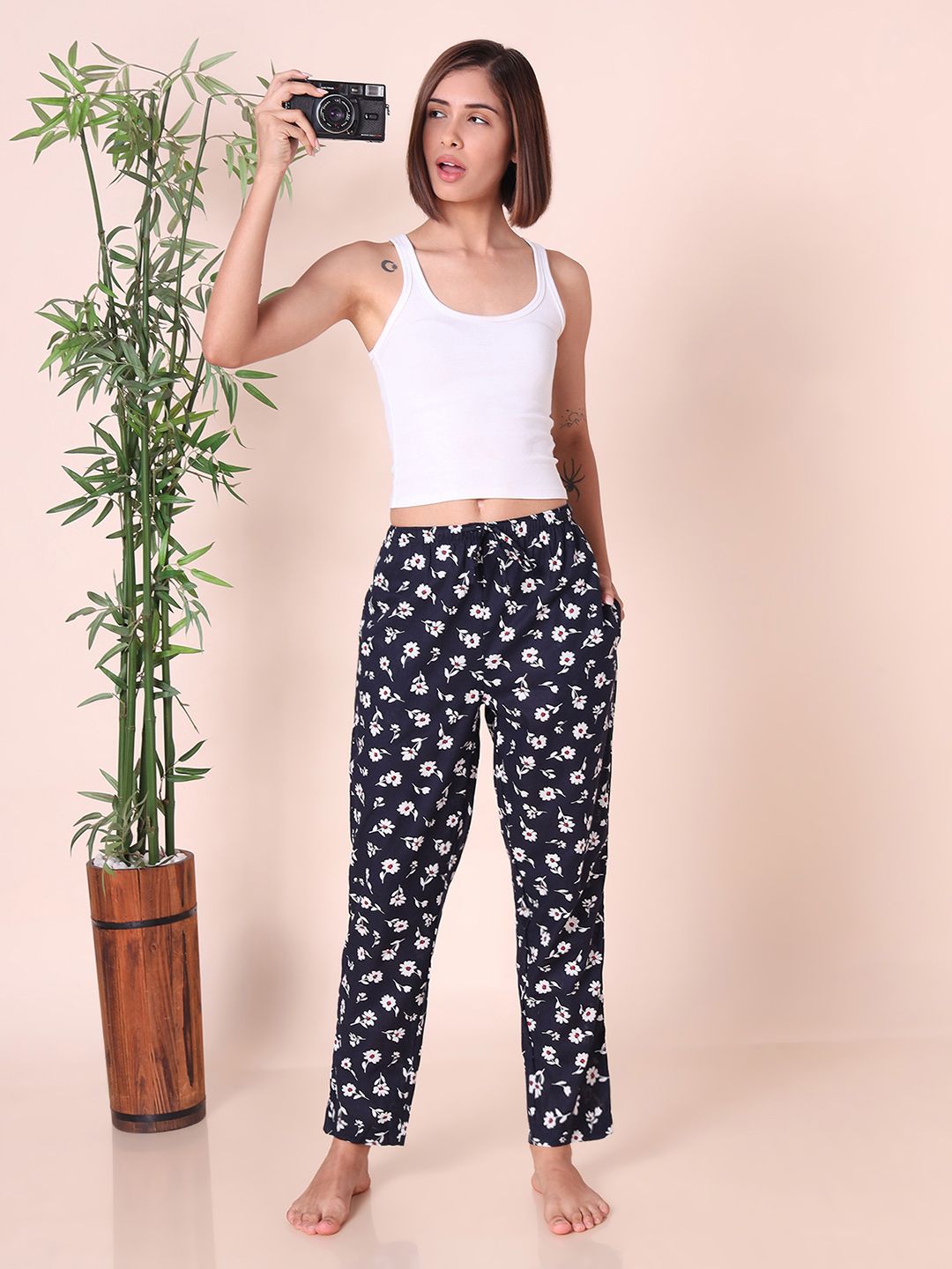 Buy URBAN SCOTTISH Women Black Floral Printed Cotton Lounge Pants -  - Apparel for Women