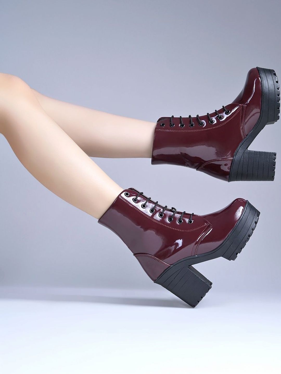 Shoetopia Women Textured Casual Regular Boots