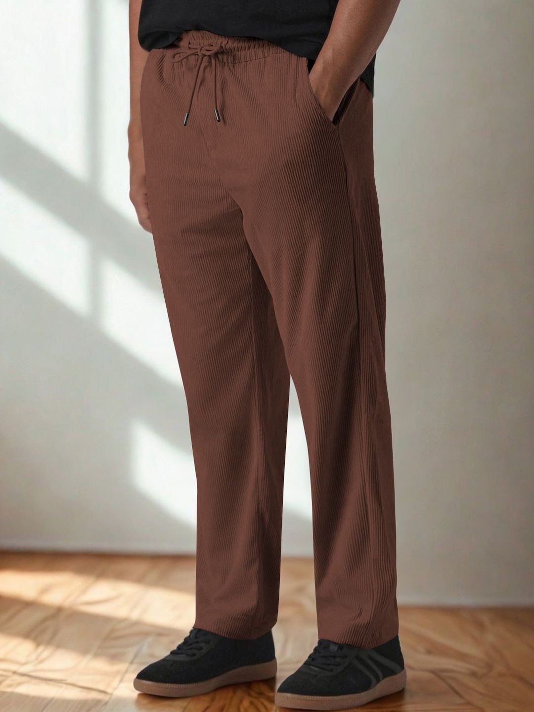 KAJARU Men Relaxed Fit Mid-Rise Track Pant