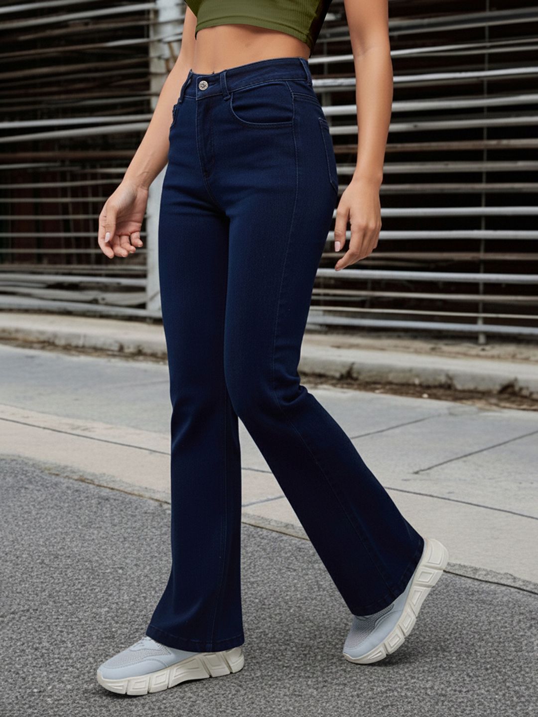 Women Bootcut High-Rise Stretchable Jeans