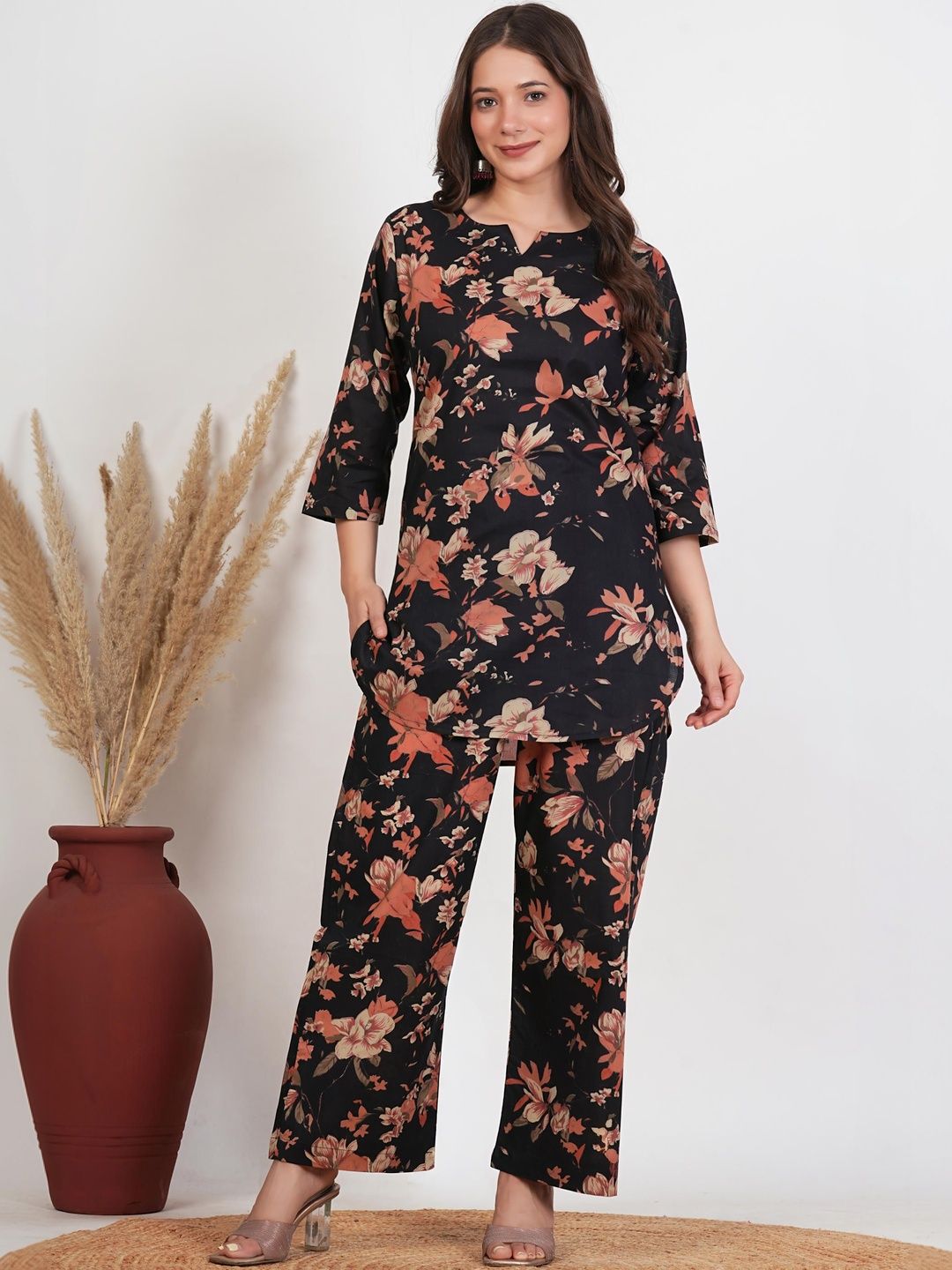 YUVVIK Printed Round Neck Tunic & Trousers Co-Ords
