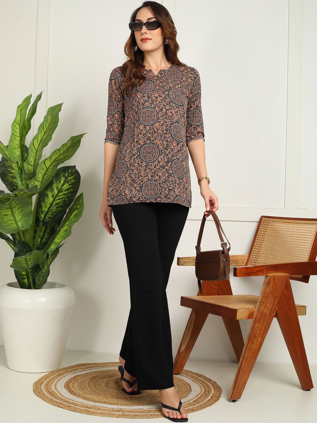 JANKHI Ethnic Printed V-Neck Kurtis
