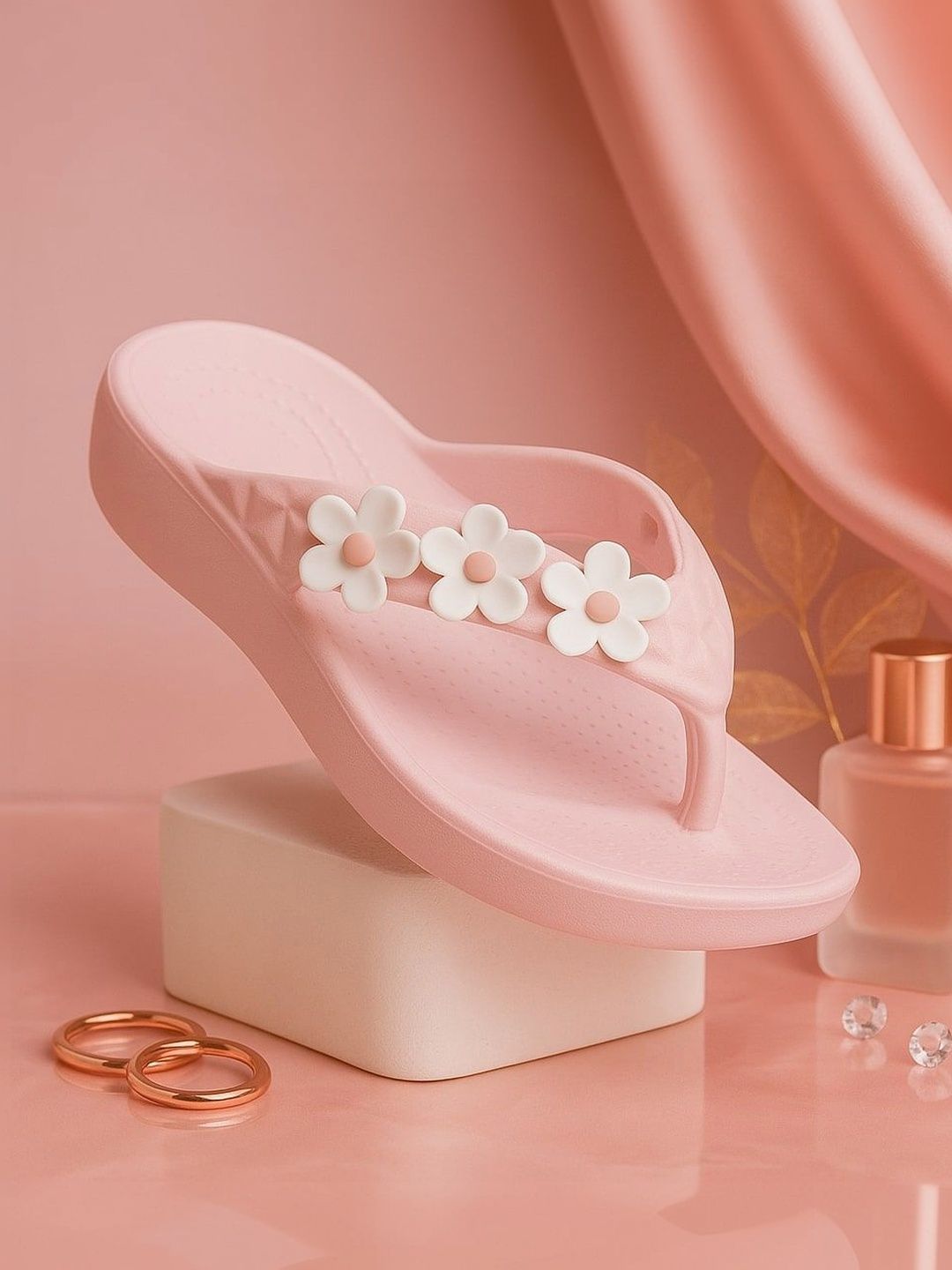 SHUPSHOO Women Embellished Thong Flip-Flops