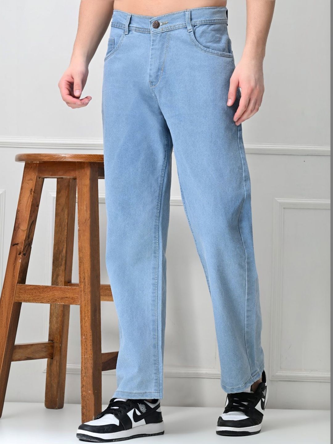 Moda Rapido Men Classic Boyfriend Fit Mid-Rise Light Fade Stretchable Jeans