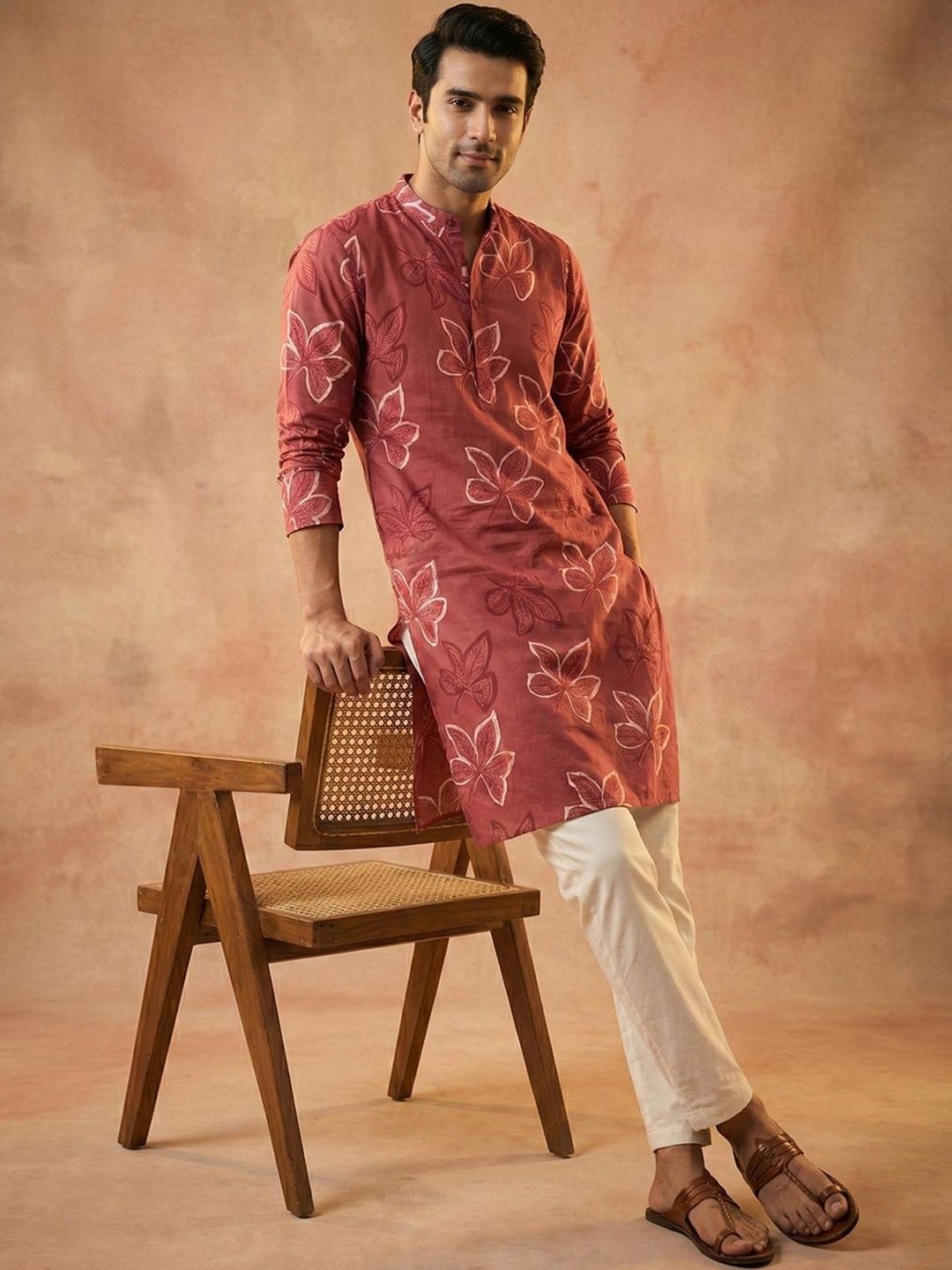 CHHAAP Men Floral Printed Regular Kurta with Trousers