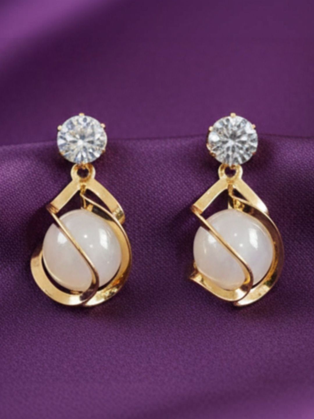 Nui Geometric Drop Earrings