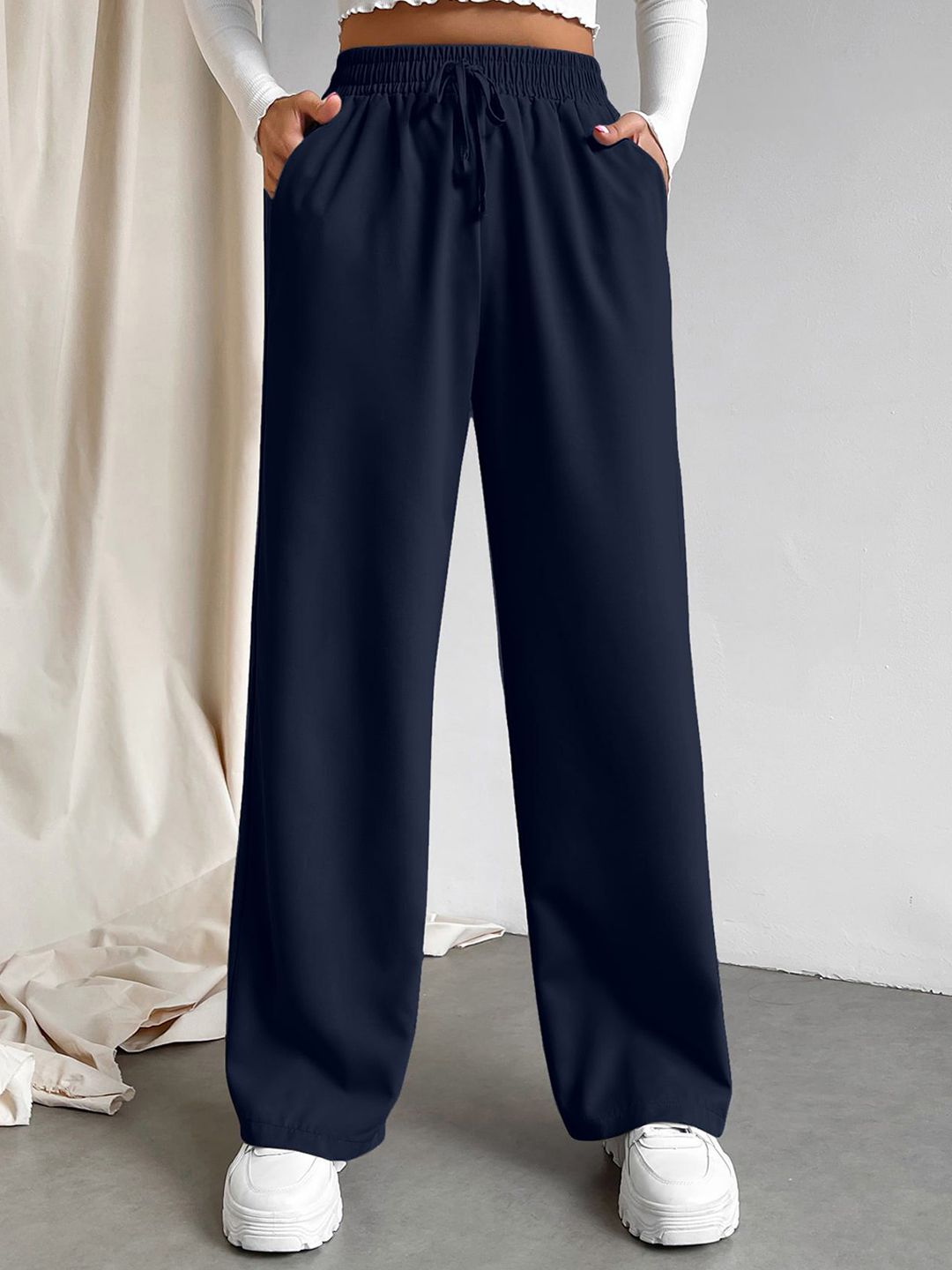 AAHWAN Women Loose Fit High-Rise Trousers