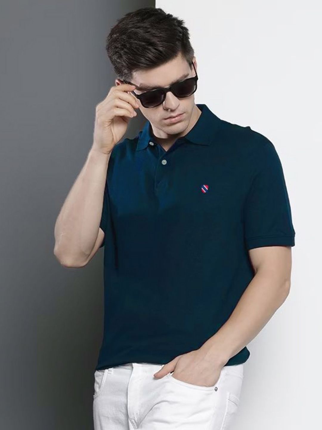 MERRIMENT Men Solid Polo Collar Cotton T-shirt