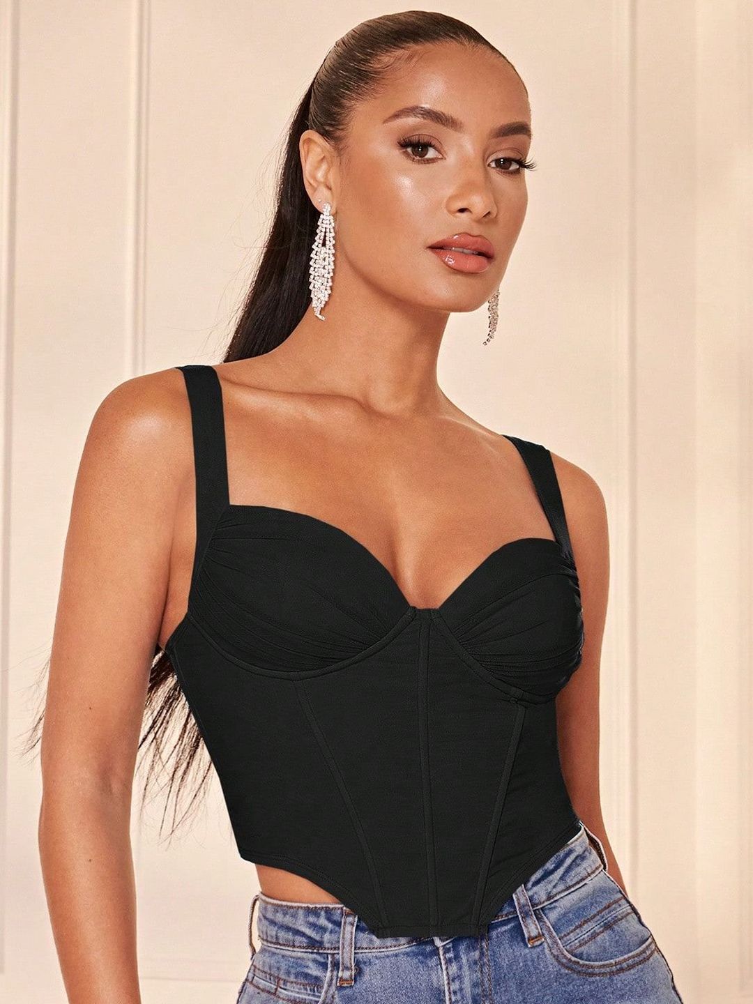 ZYNG Women Sweetheart Neck fitted Crop Top