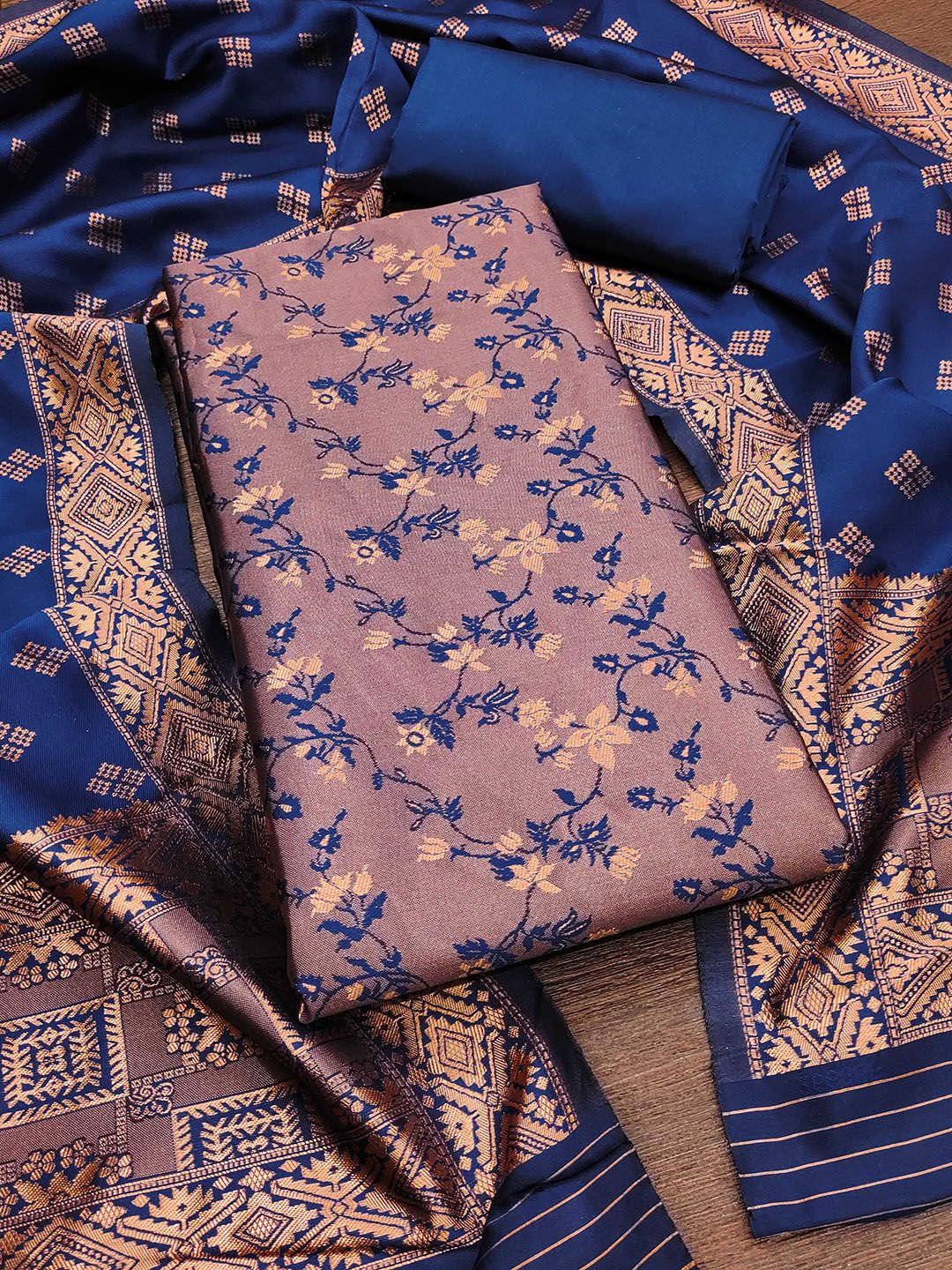 SAINOOR Floral Woven Design Unstitched Dress Material