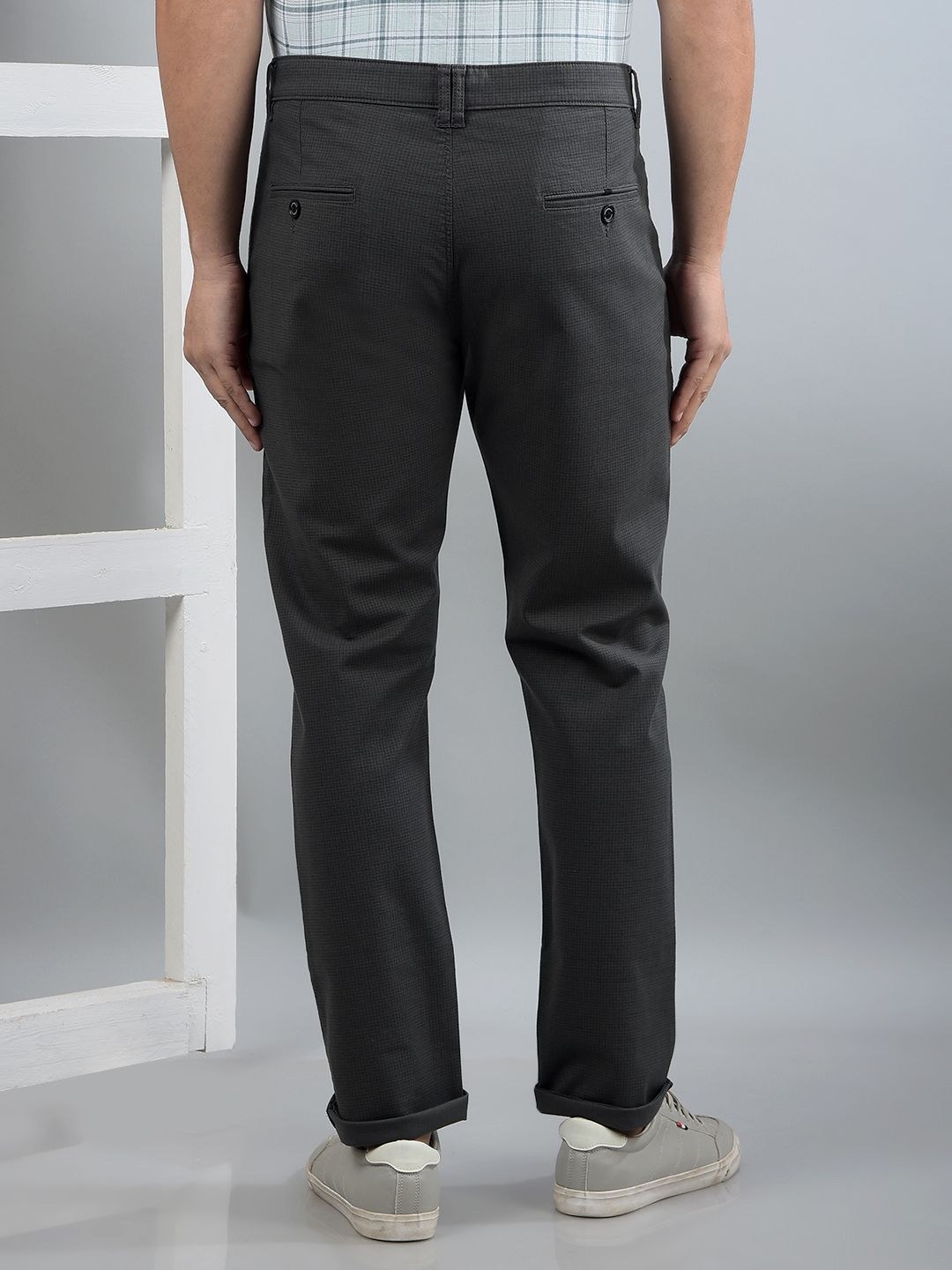 Crimsoune Club Men Printed Smart Slim Fit Chinos Trousers