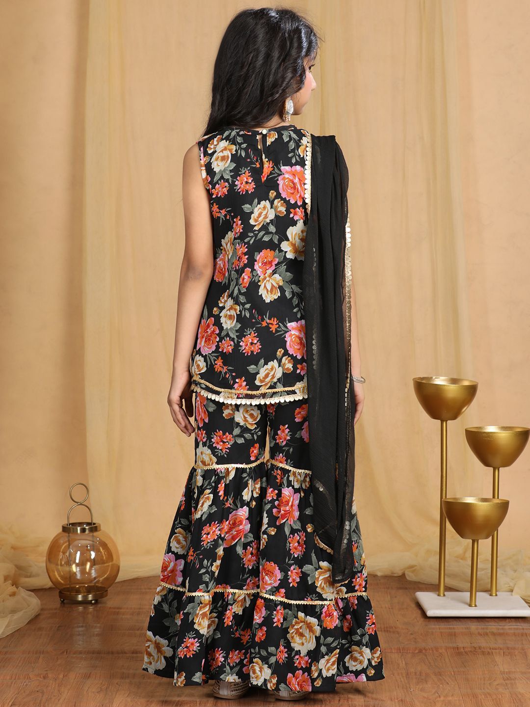 Girls Floral Embroidered Empire Sequinned Kurta with Sharara & With Dupatta 4