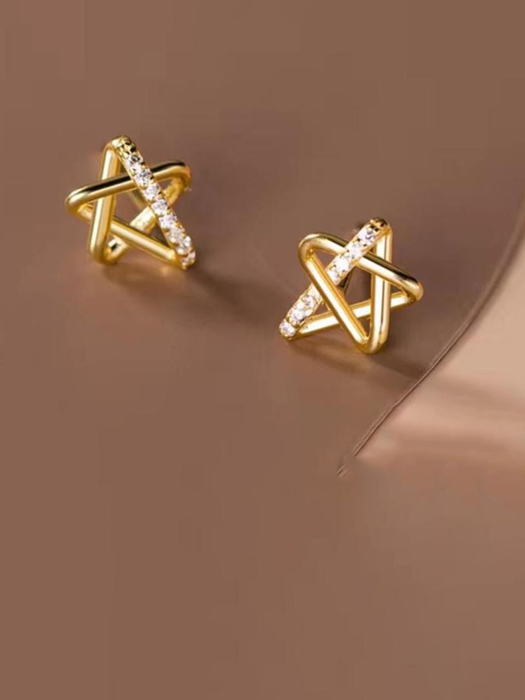 TANLOOMS Contemporary Studs Earrings