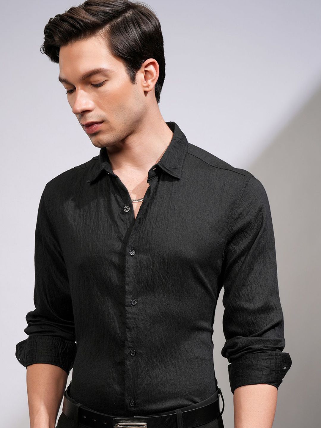 HIGHLANDER Men Jacquard Textured Solid Casual Shirt