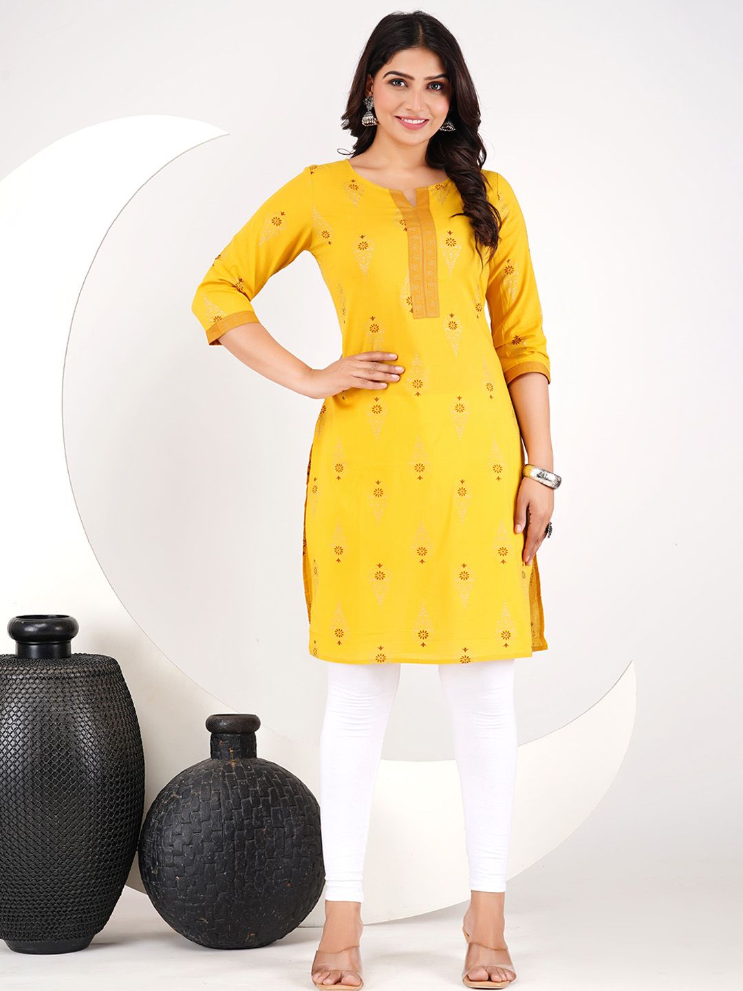Moajaza Floral Printed Notch Neck Straight Pure Cotton Kurta