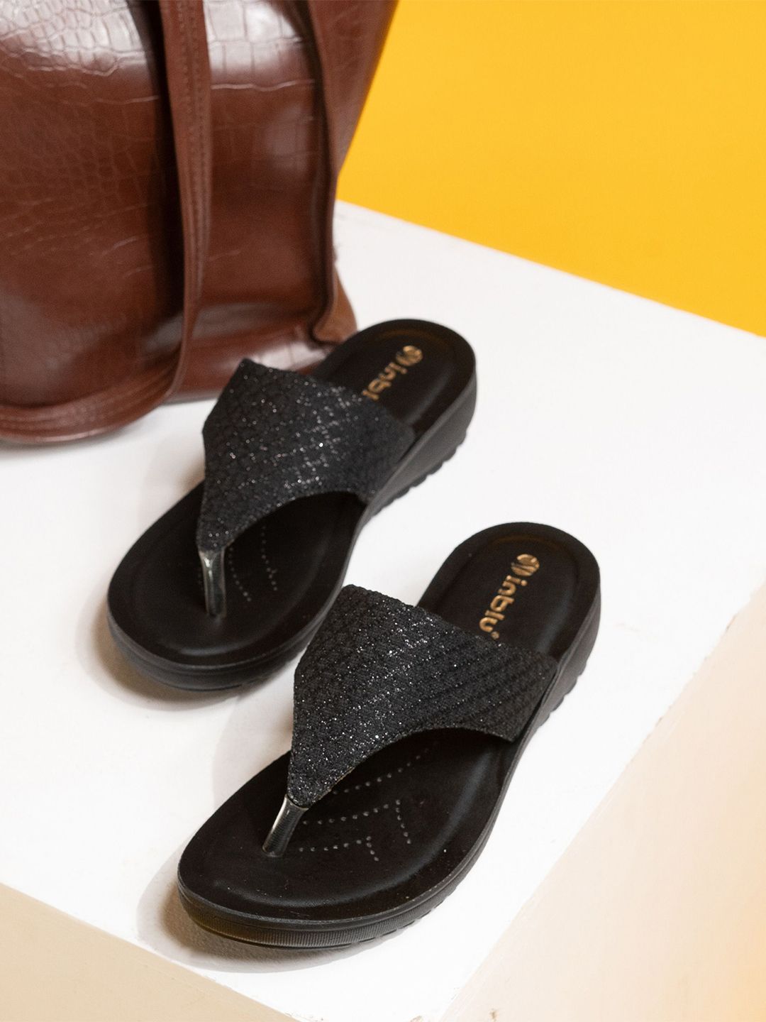 Inblu Women T-Strap Flats