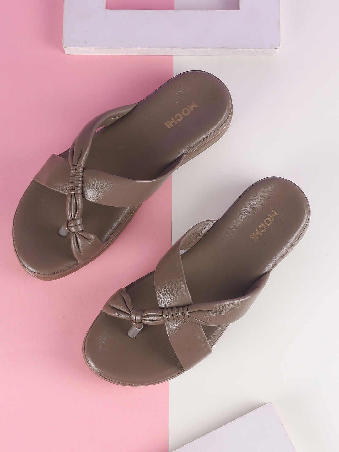 Mochi Women Open Toe Flats with Bows Flats