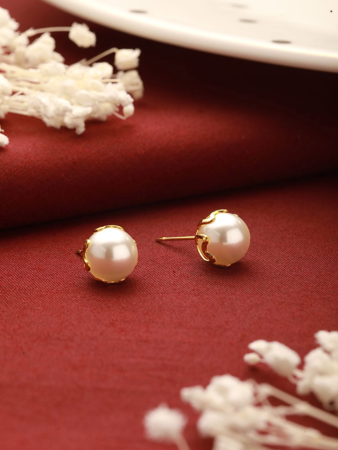 Saraf RS Jewellery Gold-Plated Anti-tranish Pearls Studded Studs Earrings