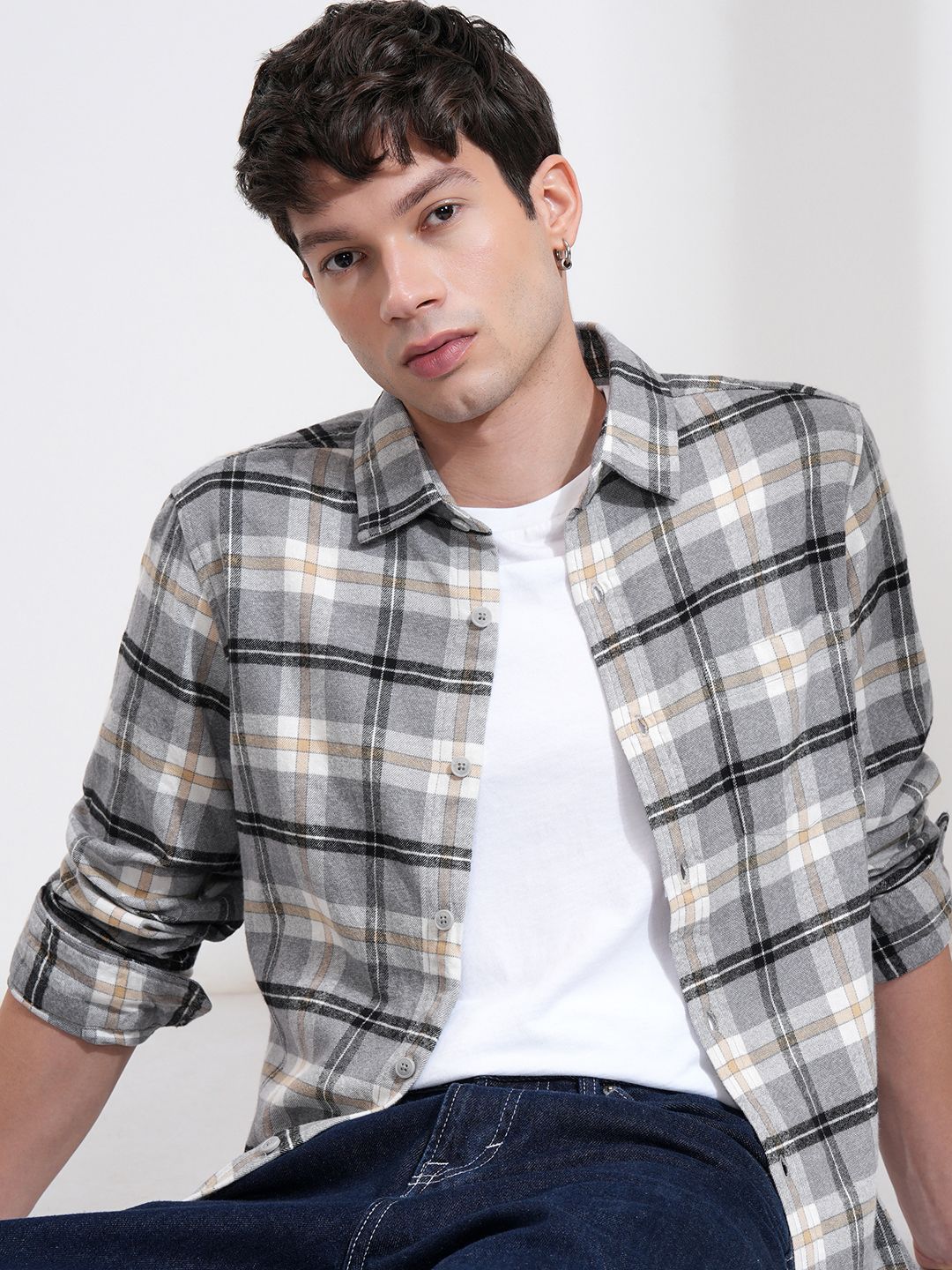 HIGHLANDER Men Grindle Flannel Textured Checked Casual Slim Fit Shirt