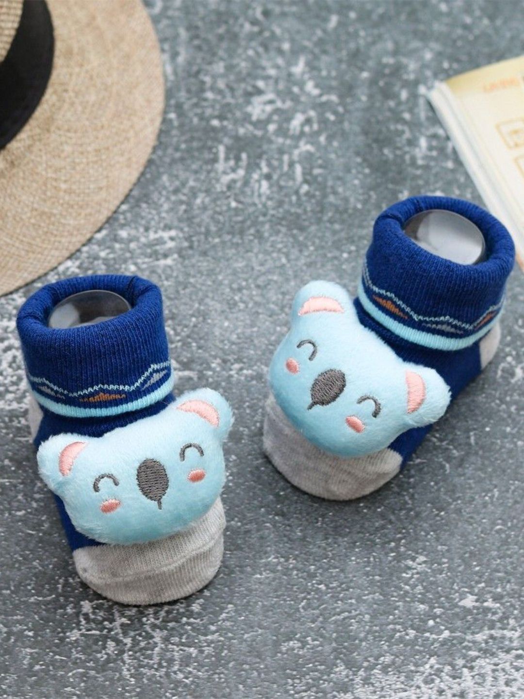 Yellow Bee Boys Printed Ankle Length Socks