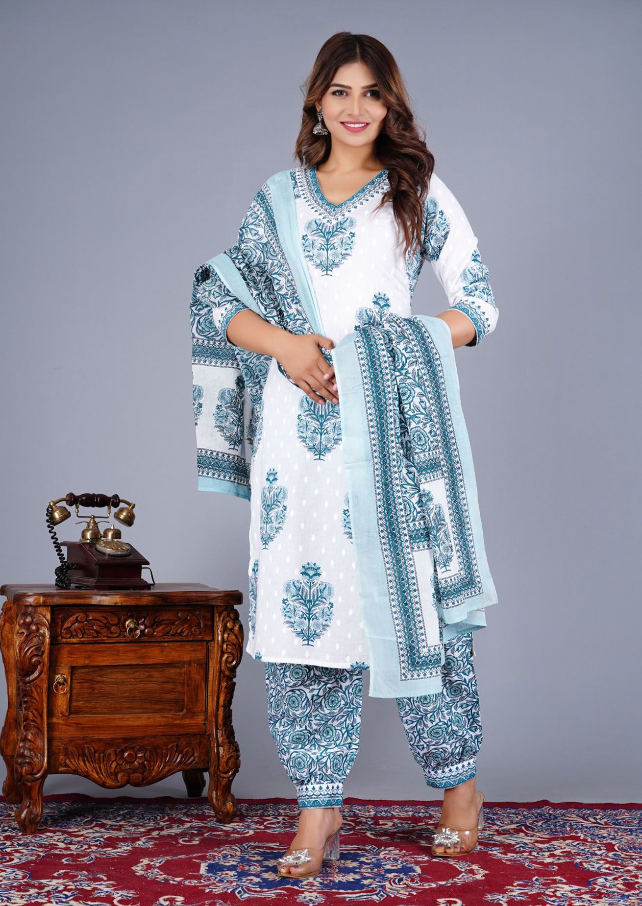 L.H HANDICRAFTS Floral Printed V-Neck Pure Cotton Straight Kurta With Salwar And Dupatta