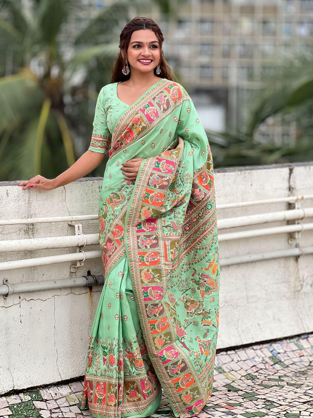 Panzora Ethnic Motifs Pashmina Saree