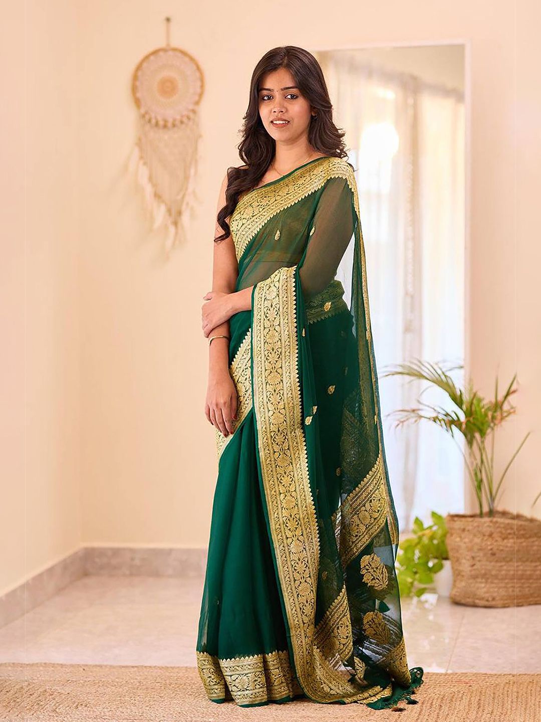 KALINI Woven Design Zari Banarasi Saree with Blouse Piece