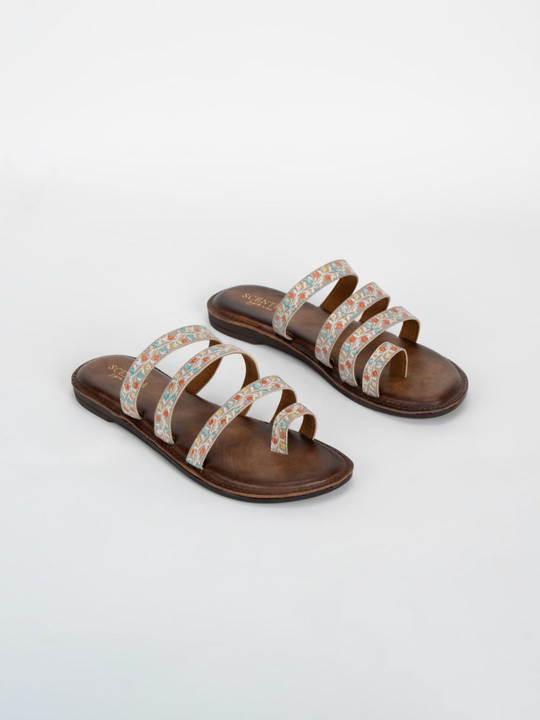 SCENTRA Spain Women Printed One Toe Flats