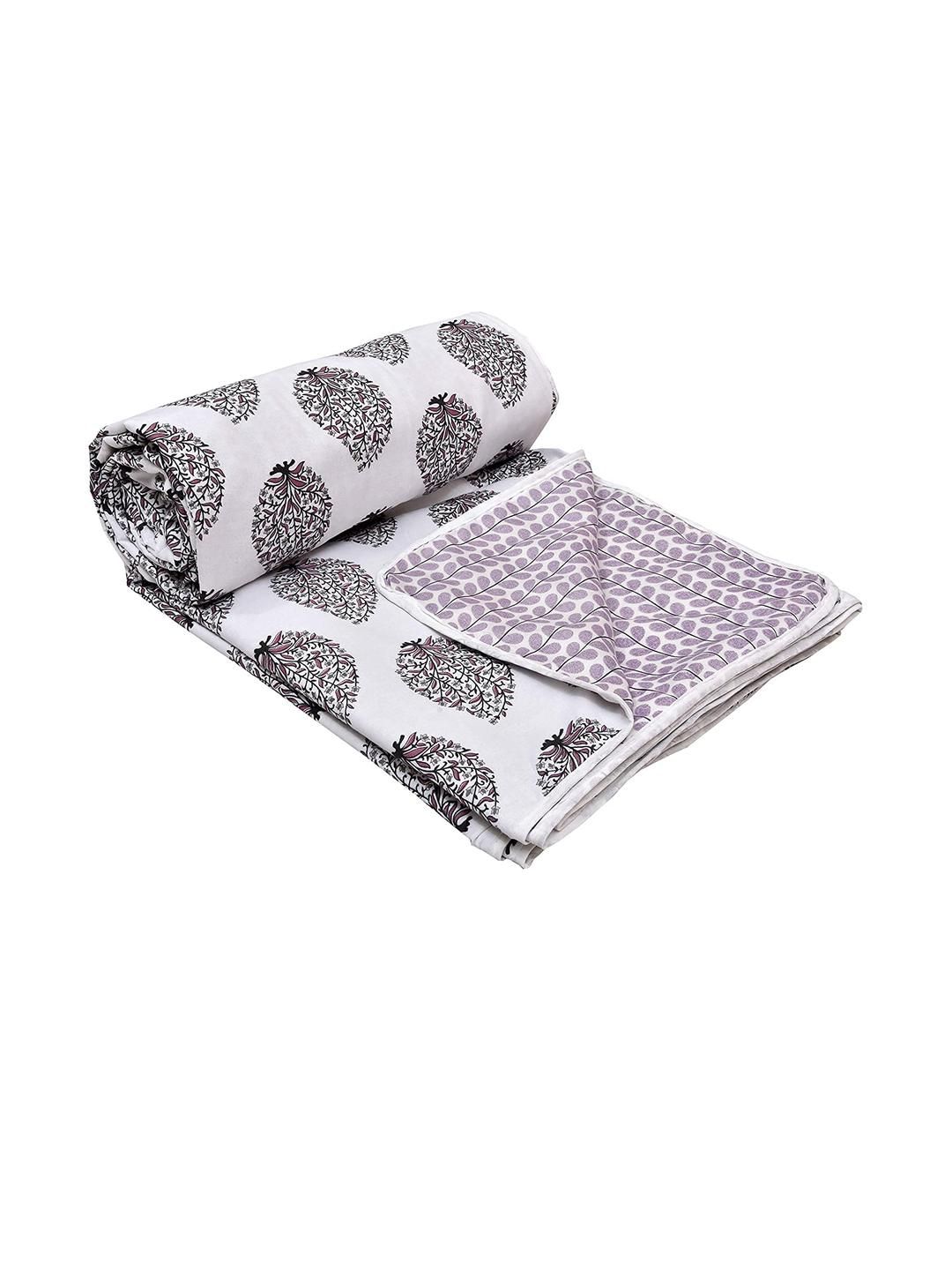 Anadhika Off White Floral AC Room Single Bed Dohar