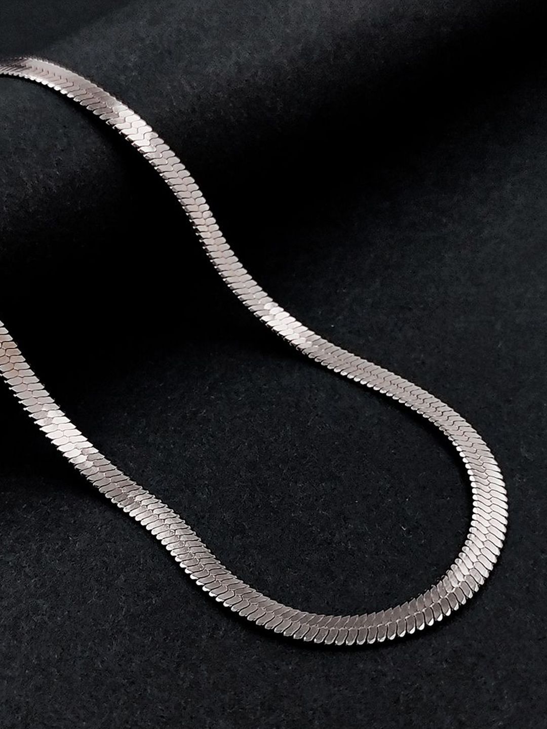 Saizen Men Stainless Steel Silver-Plated Snake Chain