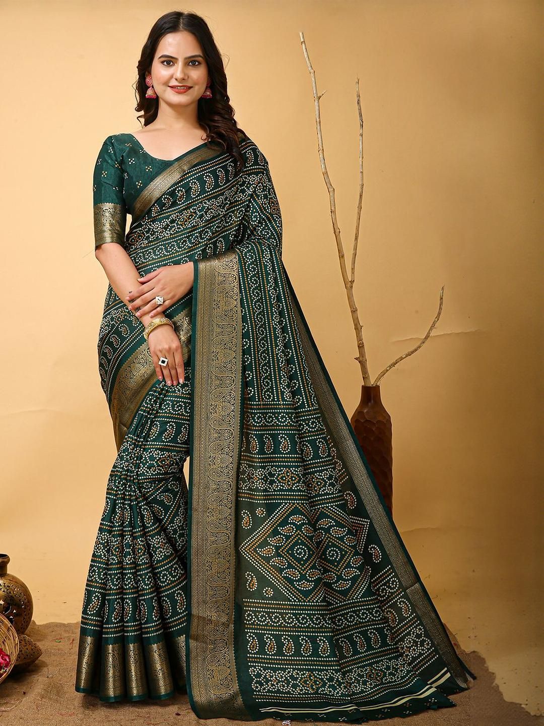 KALINI Printed Zari Bandhani Saree