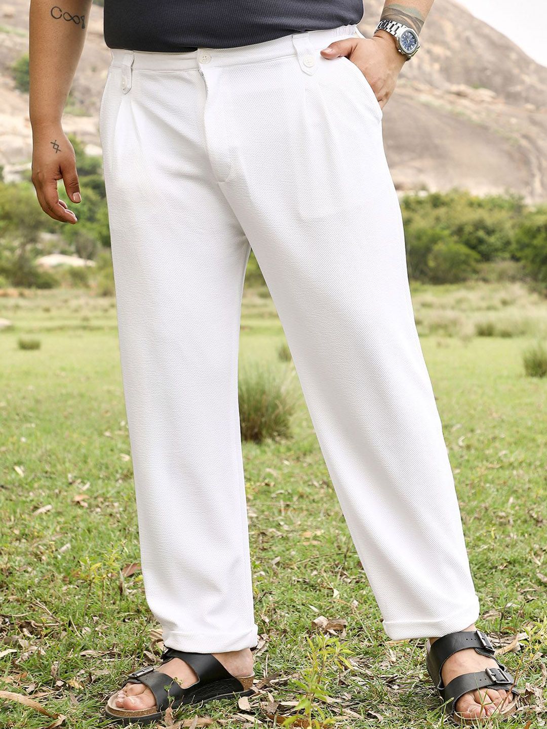 Instafab Plus Men Comfort Relaxed Fit Twill-Pleated Trousers