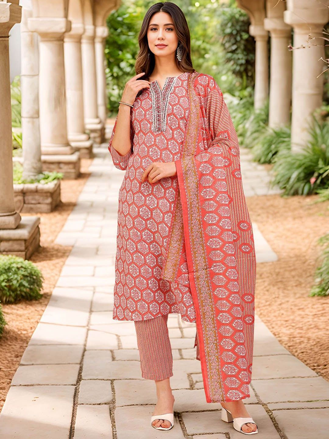 Banwaree Floral Printed Notch Neck Thread Work Straight Kurta With Trousers & Dupatta