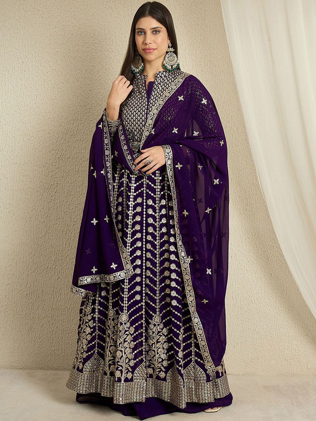 Miss Ethnik Women Ethnic Motifs High Slit Thread Work Kurta & Skirt With Dupatta