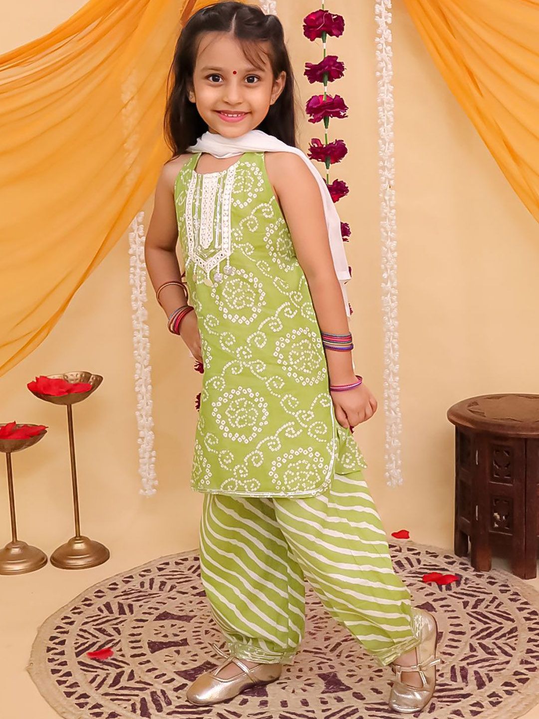 Girls Green Bandhani Printed Pure Cotton Kurta with Salwar & Dupatta Sleeveless Set 5